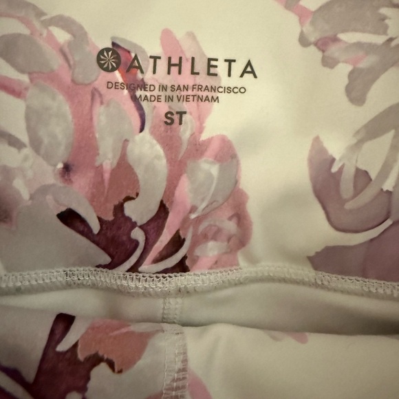 Athleta Women's Salutation Stash Pocket Leggings Peony - Picture 8 of 9